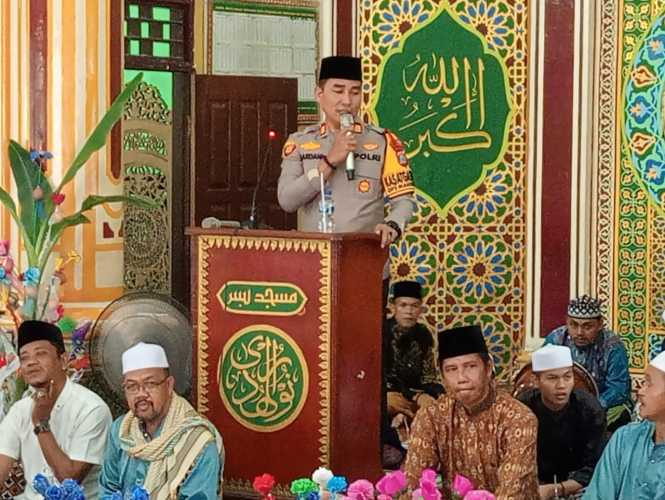 Kapolsek Kempas Hadiri Acara Maulid Nabi Muhammad SAW dan Doa Bersama Pilkada Damai 2024.