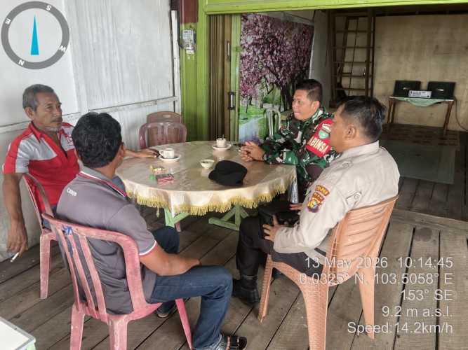 Babinsa Mandah Buka Diskusi Pagi, Bahas Tren Sosial dan Perkuat Silaturahmi dengan Warga