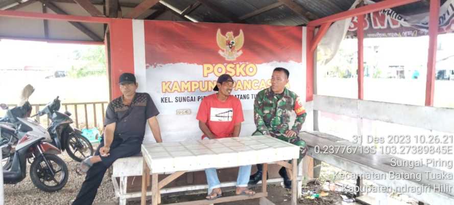 Musim Pasang Dalam, Babinsa Himbau Selalu Mawas Diri