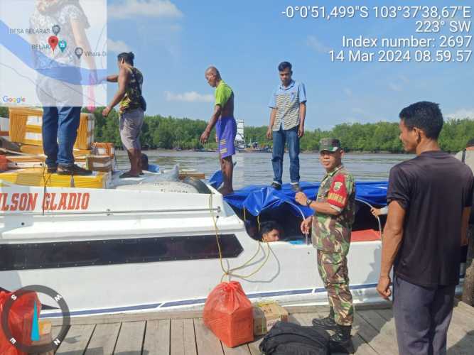 Cegah Kriminalita,Babinsa Himbau Penumpang Tidak Memakai Perhiasan