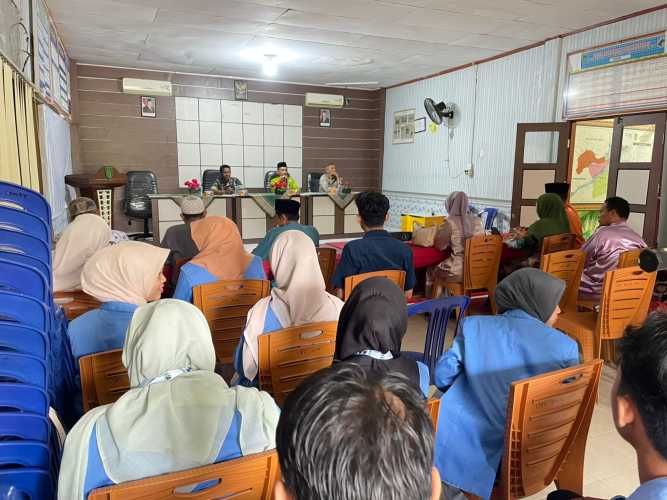 Danposramil 01/Tembilahan Mengikuti Rapat koordinasi  Pembentukan Panitia HUT RI ke-80 di Kecamatan Tembilahan Hulu