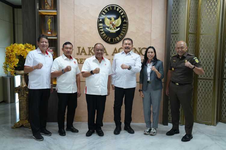 Jaksa Agung Menerima Audiensi Ketua Umum KONI Pusat  dalam Rangka Pendampingan Pelaksanaan PON XXI Aceh-Sumut 2024