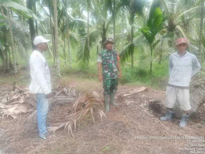 Koptu Sihabuddin Babinsa Koramil 12/Batang Tuaka Membuka Ide Konstruktif Penanganan Karhutlah