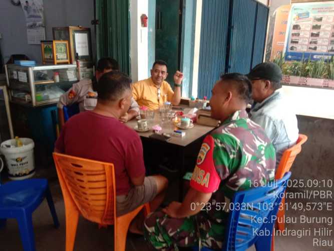 Babinsa Gelar Rembuk Sosial Ciptakan Keseimbangan Kultur Sosial di Desa Pulau Burung