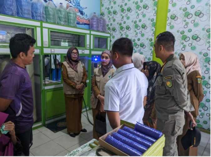 Dinkes Inhil Lakukan  Pengawasan Penyelenggaraan Kesehatan Lingkungan di TPP