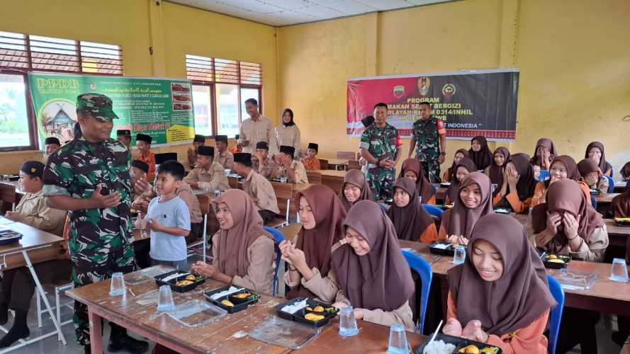 Program Astacita Prabowo, Babinsa Berbagi Makanan Bergizi