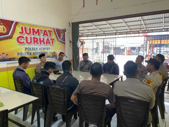 Polsek Kempas Gelar Jumat Curhat Ramadhan, Wujudkan Situasi Aman, Nyaman, dan Kondusif Jelang Lebaran Idul Fitri 1446 H.