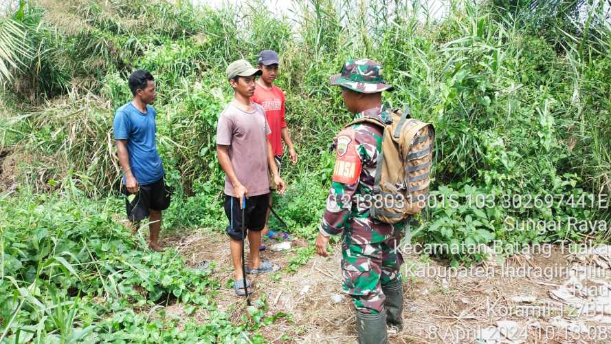 Reaksi Cepat,Babinsa Antisipasi Cepat Karhutlah secara dini