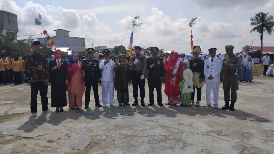 Danramil 12/Batang Tuaka Hadiri Upacara Detik-Detik Proklamasi di Kecamatan Batang Tuaka