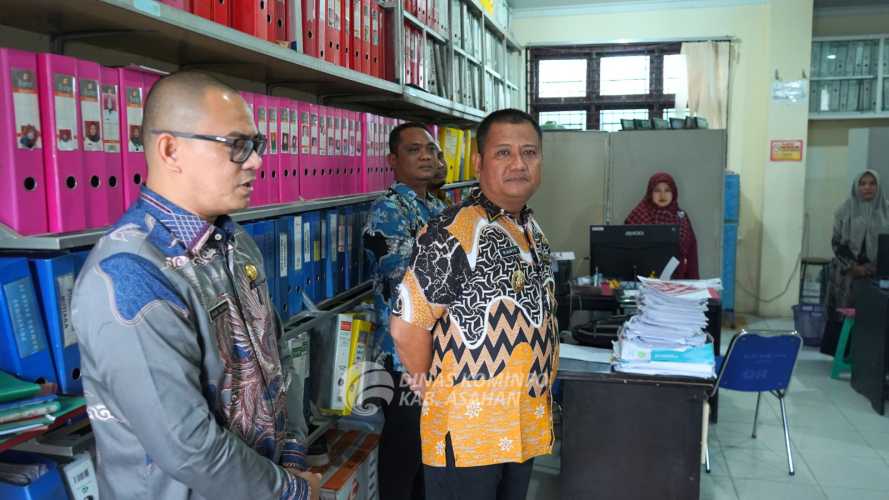 Tingkatkan Disiplin Dalam Bekerja, Pinta Wakil Bupati Asahan Saat Sidak