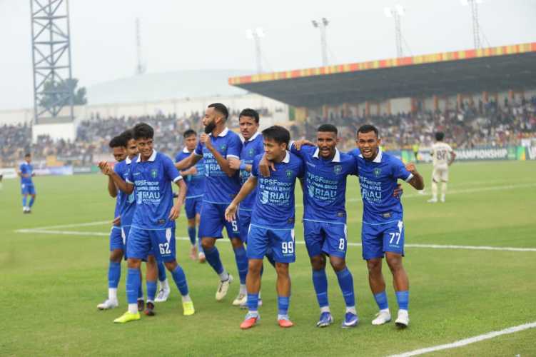 PSPS Pesta Gol, Askar Bertuah Kokoh di Puncak Klasemen