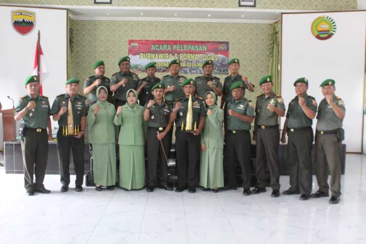 Dandim 0314/Inhil Pimpin Acara Pelepasan Masa Pensiun Personilnya