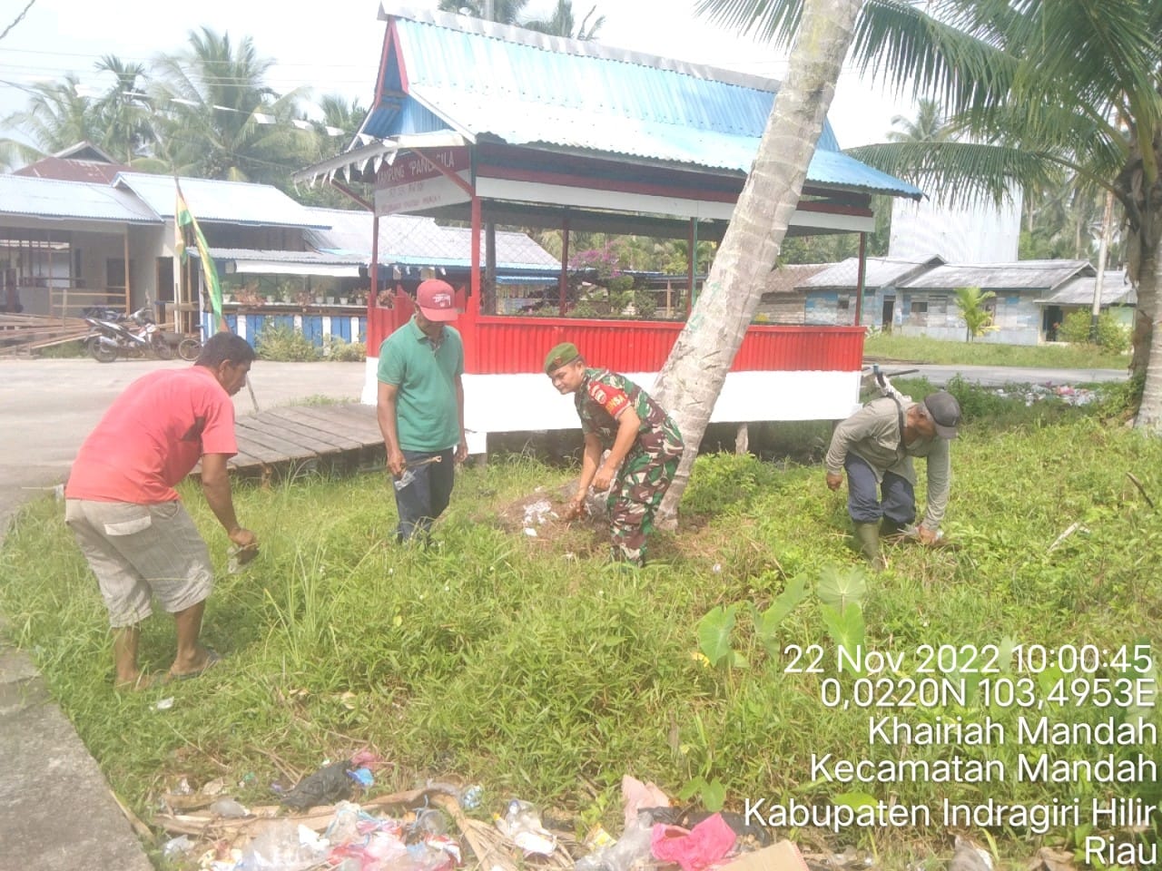 Babinsa Mandah Gulirkan Beberapa Sosialisasi di Kampung Pancasila