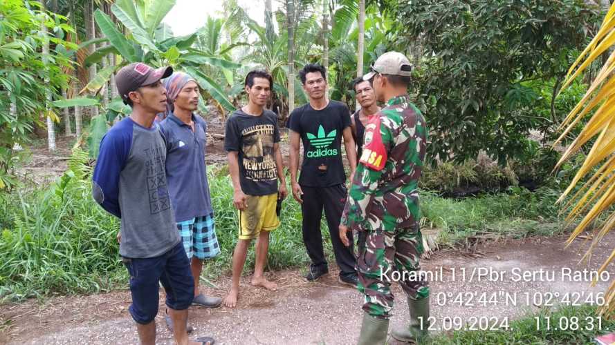 Kendalikan Karhutlah, Sertu Ratno Laksanakan Patroli Gabungan