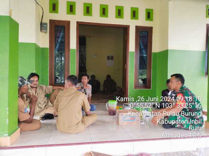 Sertu Siswanto Bangun Keselarasan Kamtibmas dengan Perangkat Desa