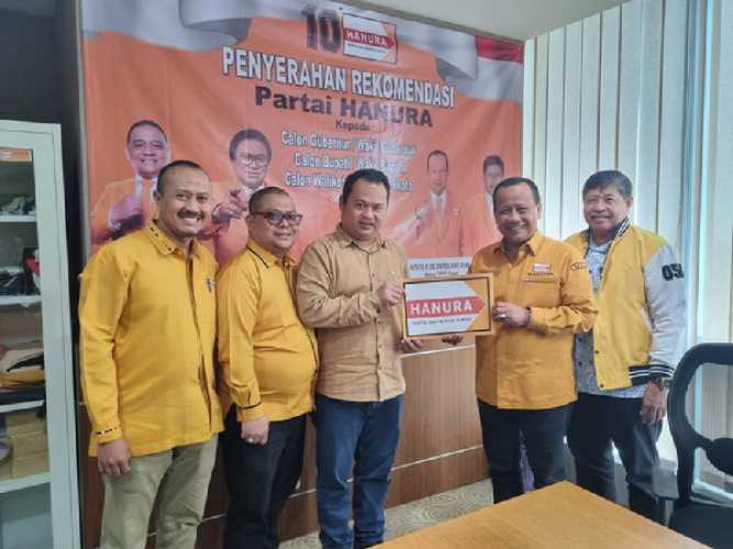 Hanura Usung H Bistamam dan Jhony Charles di Pilkada Rohil 2024