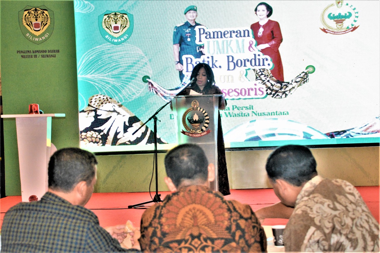 Pameran UMKM Dalam Rangka HUT Ke-77 TNI dan Hari Batik Nasional Resmi Ditutup