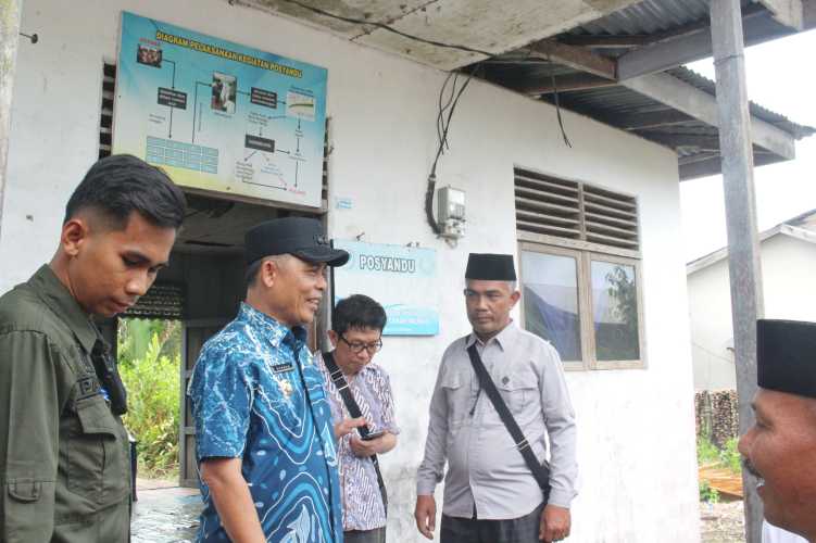 Disela Kunker Ke Tanah Merah,Pj.Bupati dan Ketua TP.PKK Inhil Tinjau Infrastruktur Kesehatan