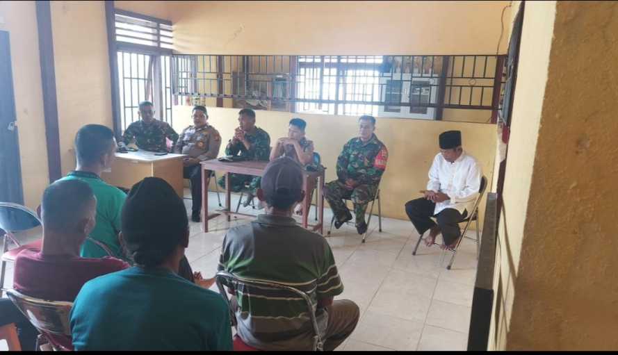 Pemdes Bayas Jaya Kecamatan Kempas Gelar Sosialisasi Lahan Masyarakat dalam Kawasan Hutan, Ikuti Perpres Nomor. 5 Tahun 2025