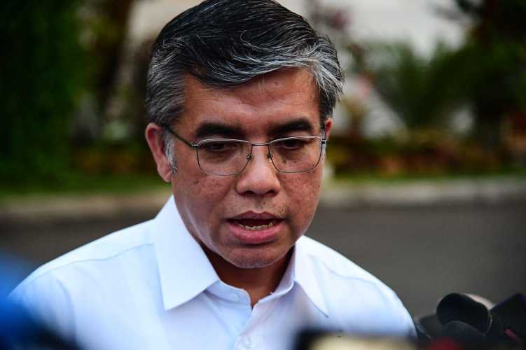 Panggil Menaker Yassierli, Presiden Prabowo Terima Laporan Capaian Program Magang Nasional dan Pelatihan Vokasi