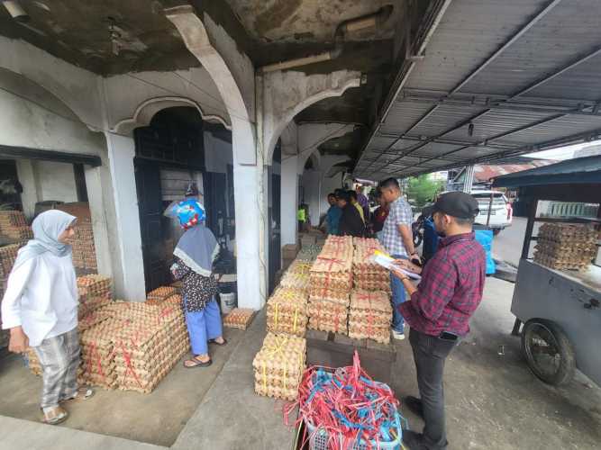 Polres Inhil Cek Ketersediaan Bapokting, Pastikan  Harga Kebutuhan Bahan Pokok