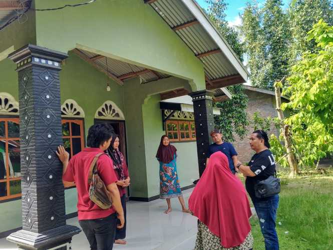 Sat Reskrim Polres Batu Bara Gelar Cek TKP Kasus Penganiayaan Brutal di Desa Aras, Bukti Penting Ditemukan