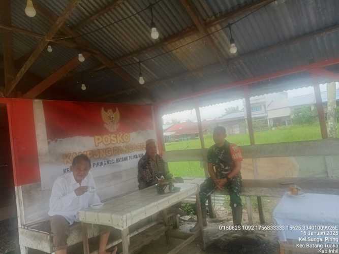 Babinsa Ingatkan Masyarakat Waspadai Penyakit dan Jaga Kebersihan