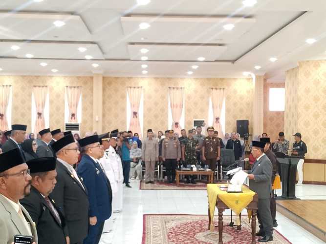 Bupati Rokan Hilir Lantik 25 Pejabat Tinggi Pratama dan Admitrator