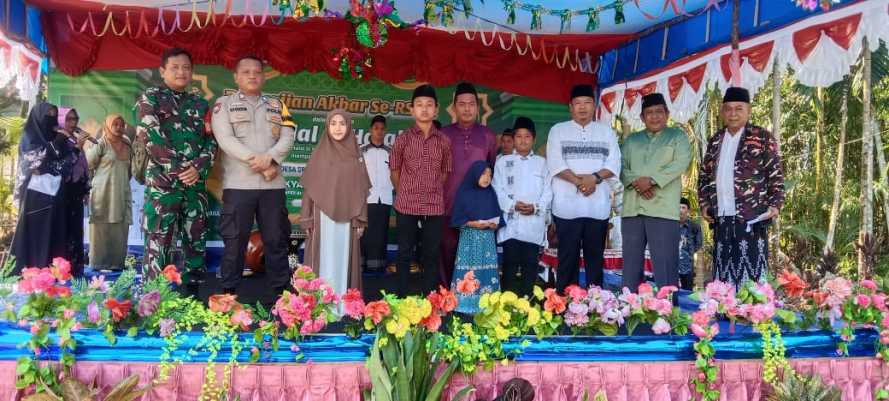 Babinsa Hadiri Pengajian Akbar dan Halal Bihalal di Desa Sri Danai Jaya