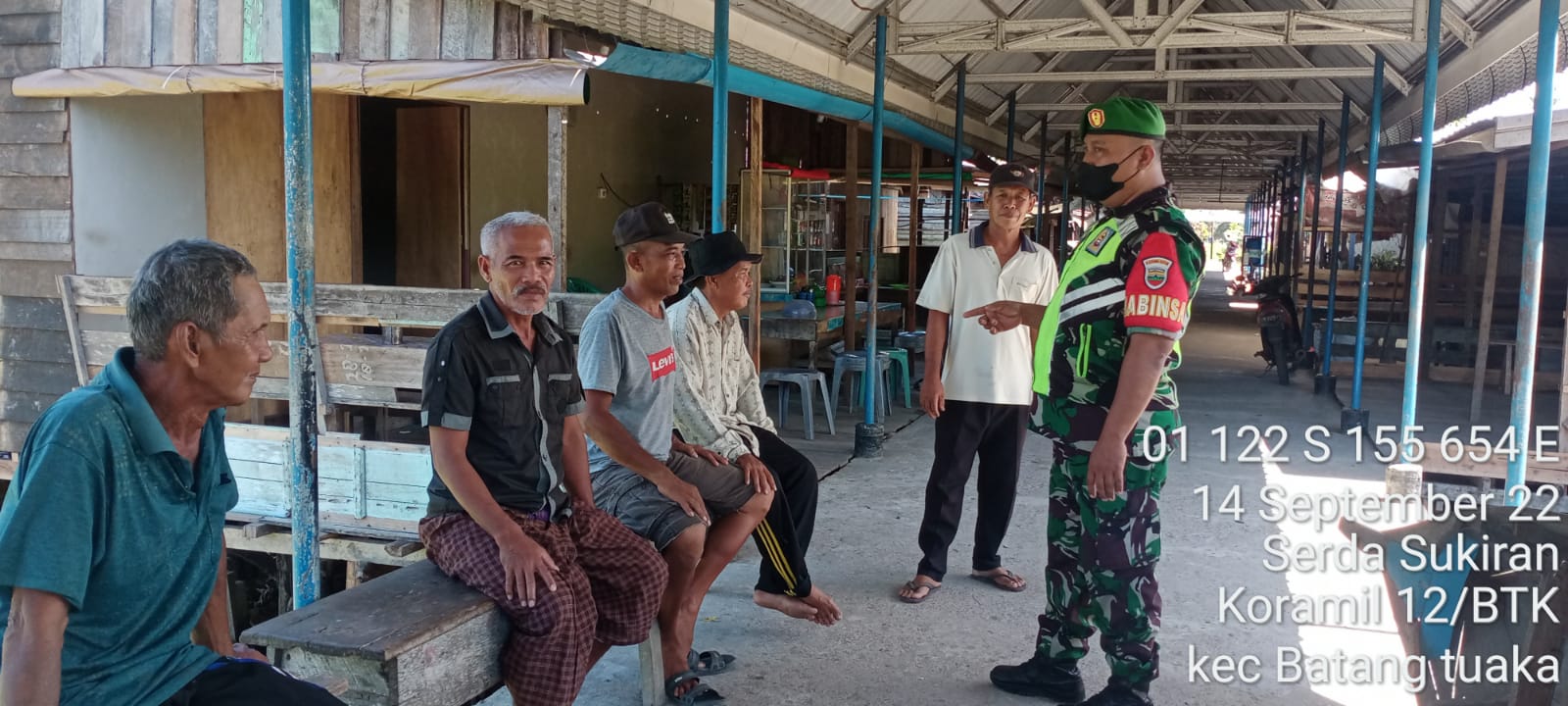 Serda Sukiran Babinsa Koramil 12/Batang Tuaka Sayangkan Kurangnya Perhatian Desa Pengelolaan Penyeberangan Desa