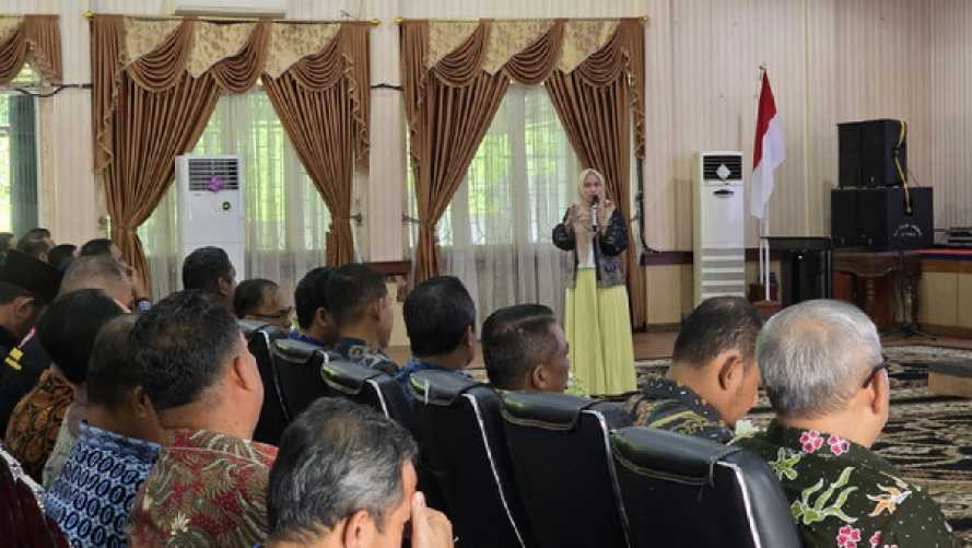 Pemkab Rohil Bersama Anggota DPR RI Karmila Sari Gelar Edukasi UU ITE untuk ASN