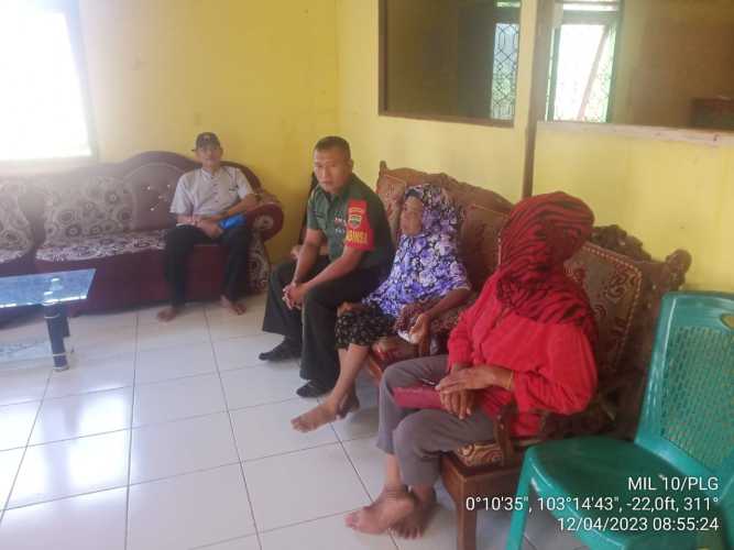 Babinsa Mengajak Ibu Ibu Menjaga Keharmonisan