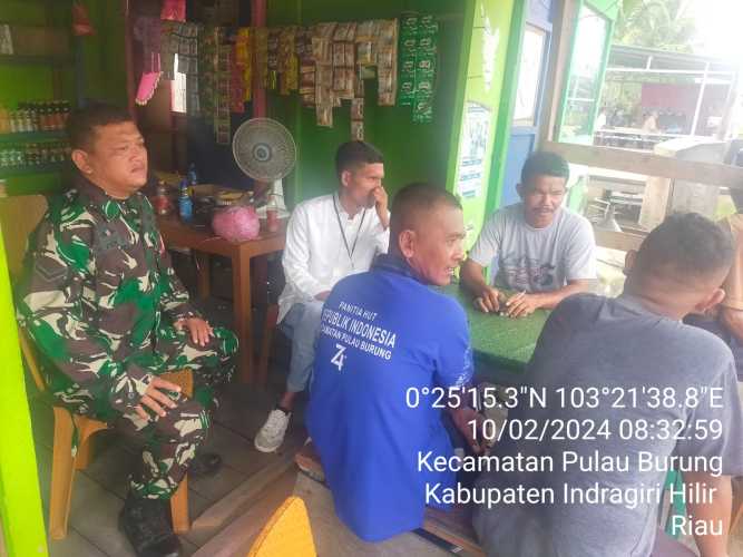 Serda Ahmad Feri Fahrudin Lanjutkan Komunikasi Sosial Bersama Warga Sri Danai Jaya