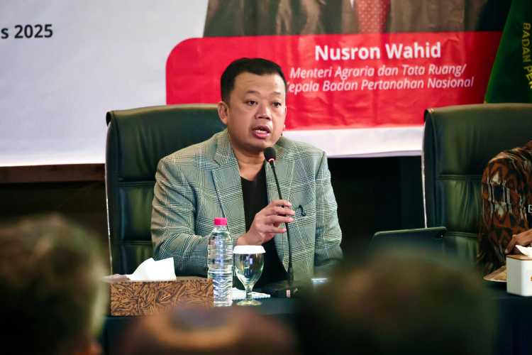 Rakor di Maluku Utara, Menteri Nusron Tekankan Pentingnya Dukungan Pemda dalam Pembuatan Sertipikat Tanah