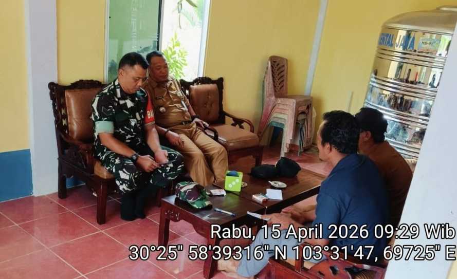 Babinsa Sungai Danai Laksanakan Komduk dengan Perangkat Desa