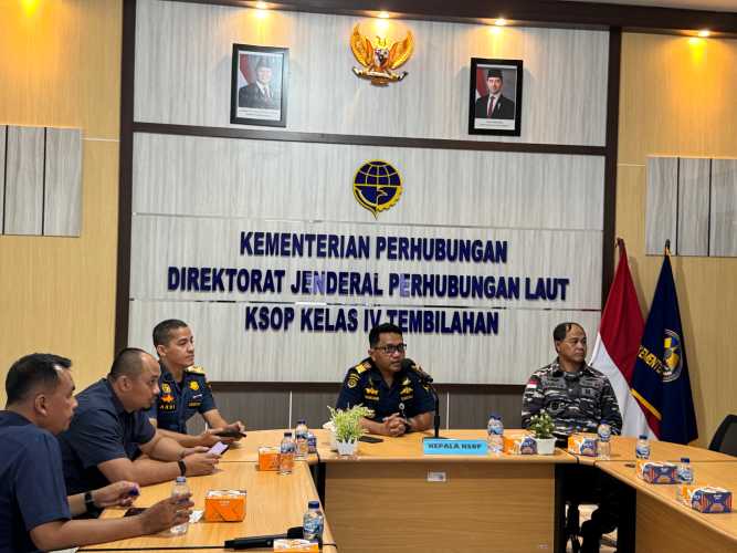 GM Pelindo Regional I  Tembilahan Mengikuti Rapat Posko Angkutan Natal 2025 dan Tahun Baru 2026