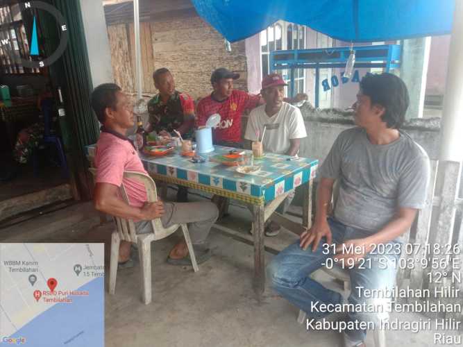 Babinsa seberang Tembilahan selatan jalin hubungan akrab bersama masyarakat