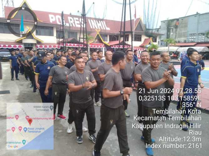 Babinsa Koramil 12/Batang Tuaka  Olahraga Bersama Dengan Polres Inhil