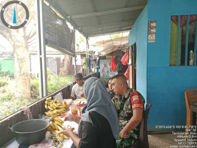 Babinsa Koramil 01/TBH Jalin Kerjasama dengan Masyarakat Tembilahan Hulu