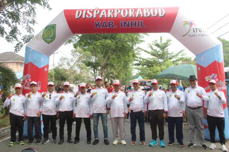 Dandim 0314/Inhil Ikuti Senam dan Jalan Santai dalam Rangka Peringatan Hari Olahraga Nasional (Haornas).