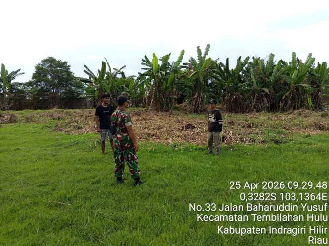 Babinsa Serda Ronal Manalu Jalankan Patroli Updating Titik Api di Wilayah Tembilahan Hulu