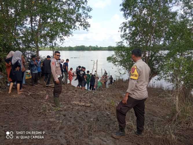 Antisipasi gangguan Kamtibmas di area tempat rekreasi, Personel Polsek Tempuling melaksanakan Patroli