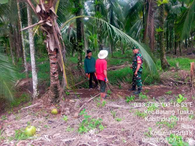 Sertu Syamsir Menginisiasi warga Cegah Karhutlah