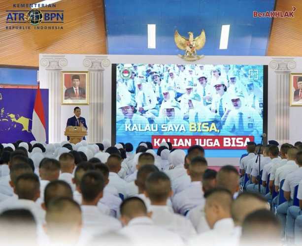 Hadir di SMA Taruna Nusantara sebagai Alumni, Menteri AHY Motivasi Siswa untuk Menjadi Generasi yang Optimis dan Berkarakter