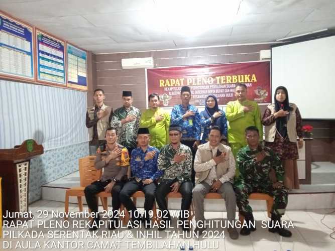 Kepala Desa Pulau Palas Hadiri Rapat Pleno Rekapitulasi Penghitungan Suara dalam Pilkada 2024