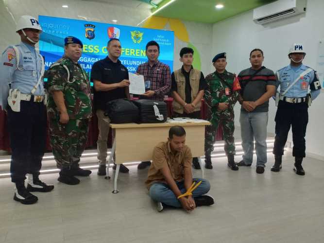 Petugas Gagalkan Penyelundupan 1 Kilogram Sabu di Bandara SSK II Pekanbaru