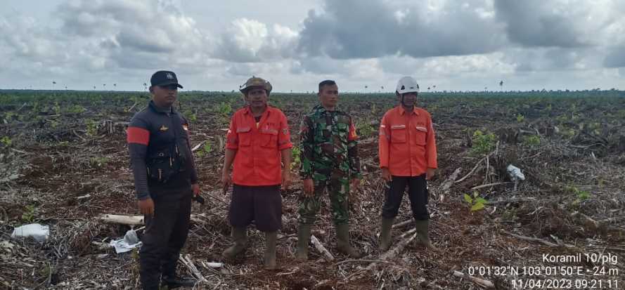 Babinsa Bersama Patroli Lahan Penanaman Perusahaan