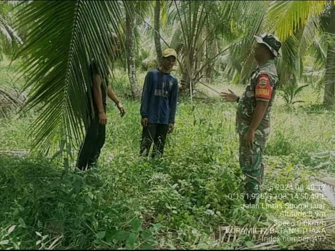 Babinsa Sungai Dusun Pantau Perkembangan Kerawanan Karhutlah