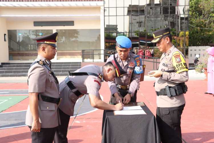 Polres Inhil Sertijab 2 Kasat dan Kapolsek Keritang serta Lantik Kasi Propam