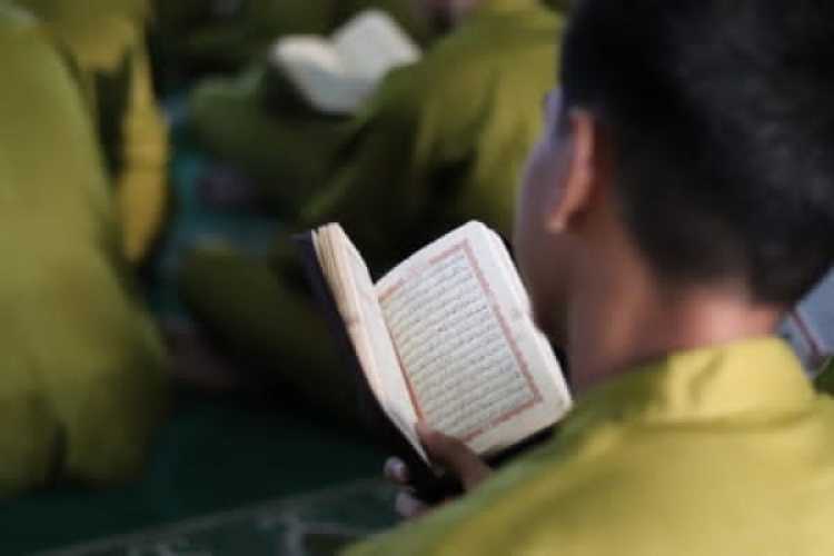 Menjaga Tradisi, MAN 1 Pekanbaru Gelar Yasinan dan Munajat untuk Kesuksesan Peserta OSN-P